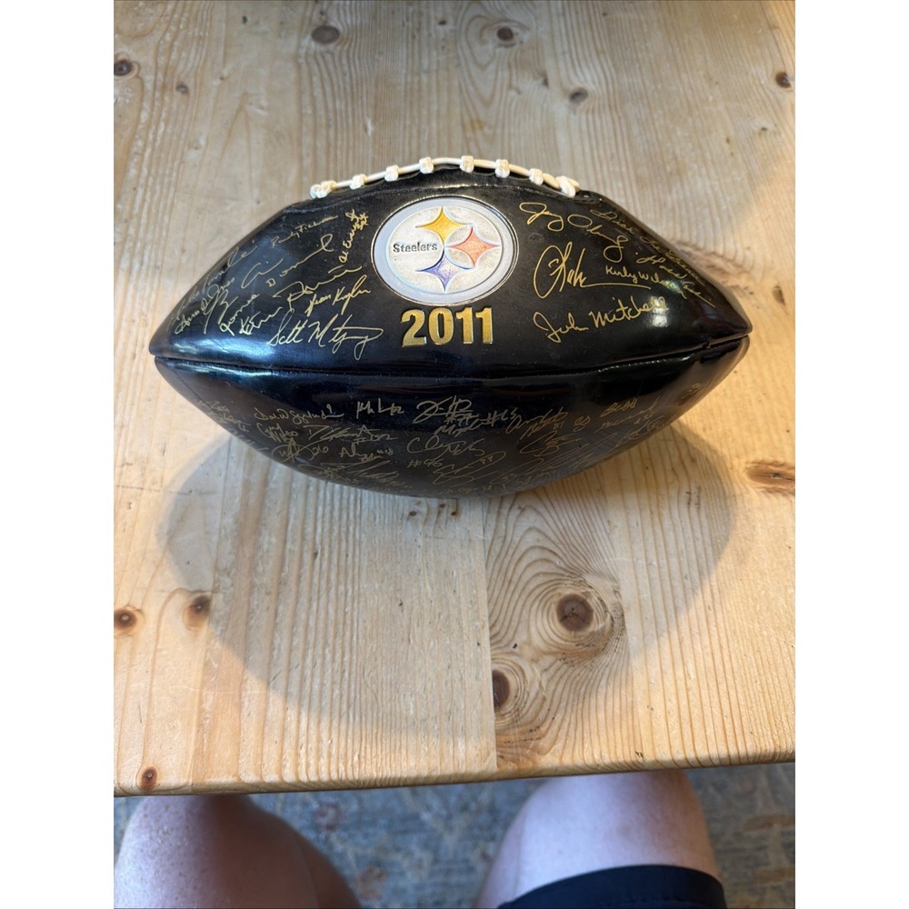 Pittsburgh Steelers 2011 black facsimile signed team football